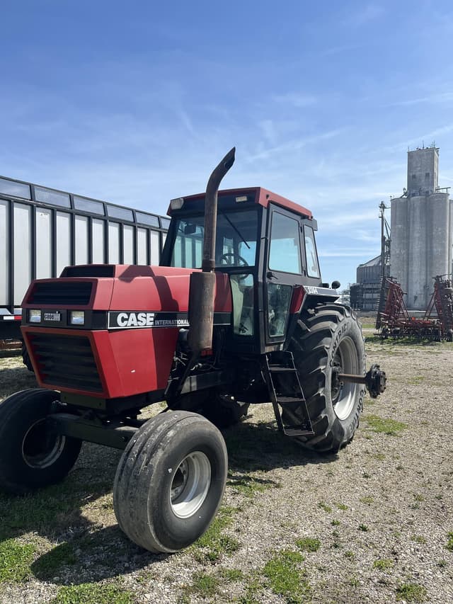 Image of Case IH 2394 equipment image 2