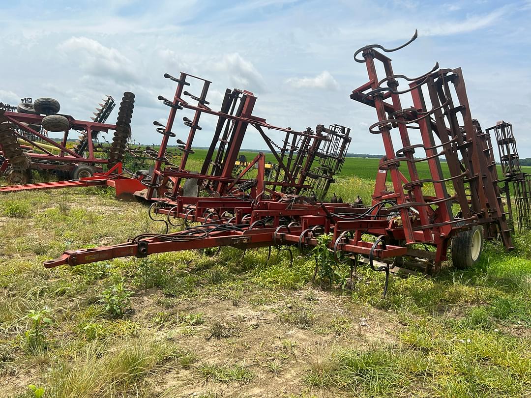 Image of Case IH 568 Primary image