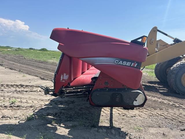 Image of Case IH 2412 equipment image 3