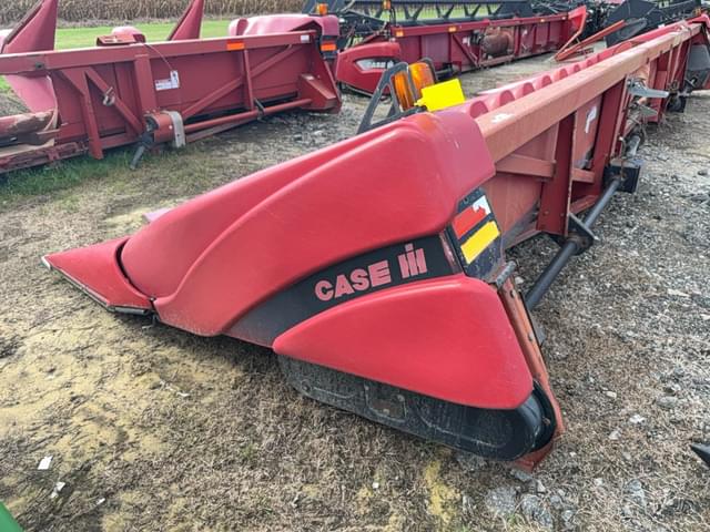 Image of Case IH 2412 equipment image 1