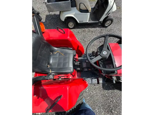 Image of Case IH 245 equipment image 4