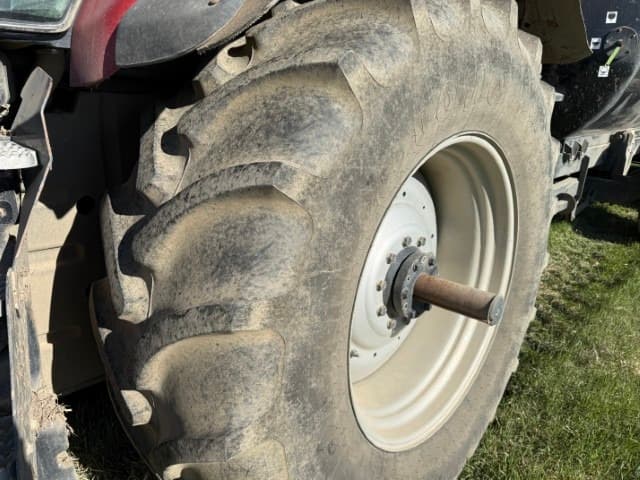 Image of Case IH Magnum 250 equipment image 4