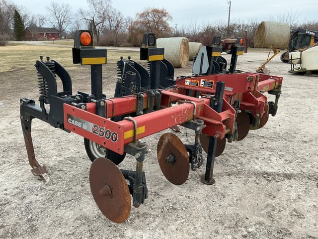 Image of Case IH 2500 equipment image 3