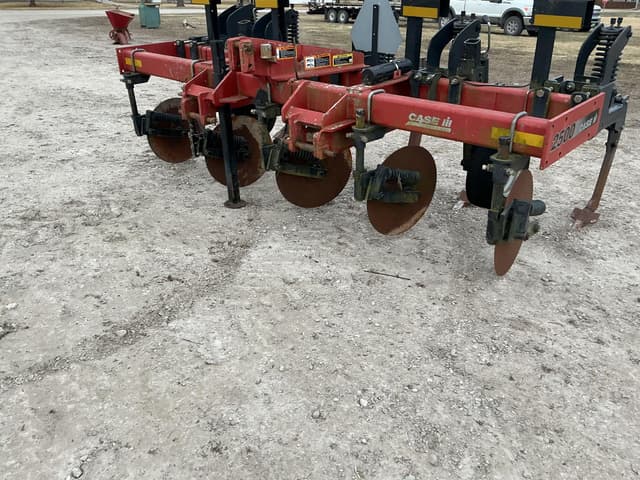 Image of Case IH 2500 equipment image 1