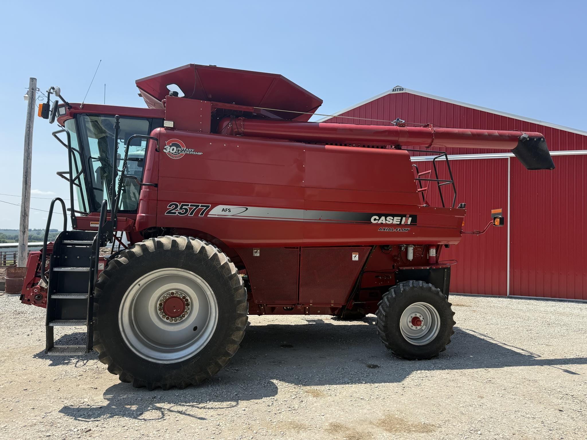 Case IH 2577 Equipment Image0