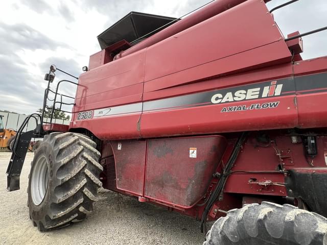 Image of Case IH 2588 equipment image 1