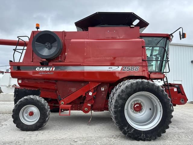 Image of Case IH 2588 equipment image 3