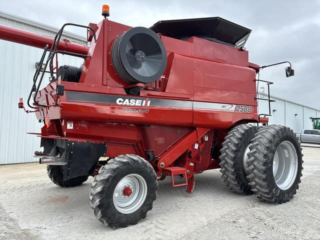 Image of Case IH 2588 equipment image 4
