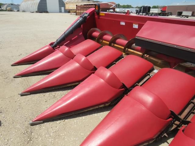 Image of Case IH 2608 equipment image 4