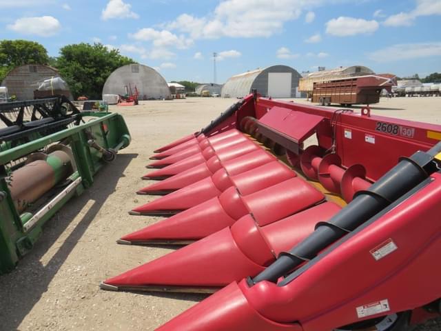 Image of Case IH 2608 equipment image 2