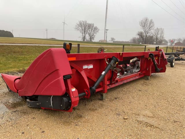 Image of Case IH 2608 equipment image 2