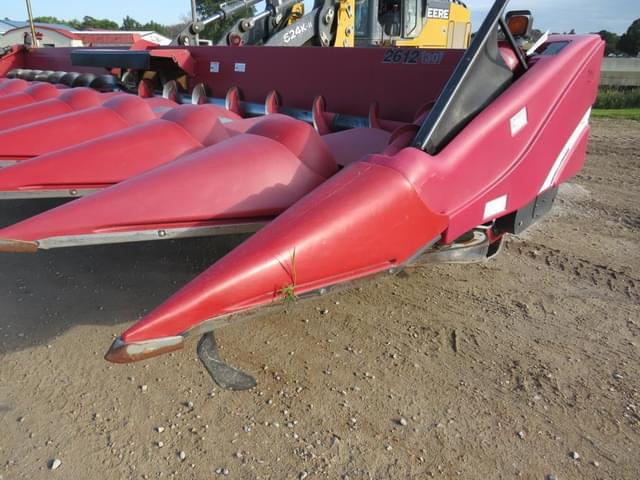 Image of Case IH 2612 equipment image 2
