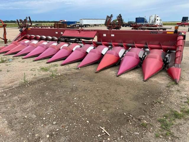 Image of Case IH 2612 equipment image 2