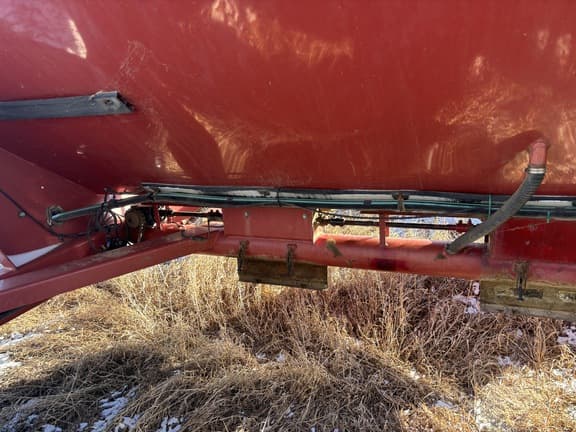 Image of Case IH 2812 equipment image 4