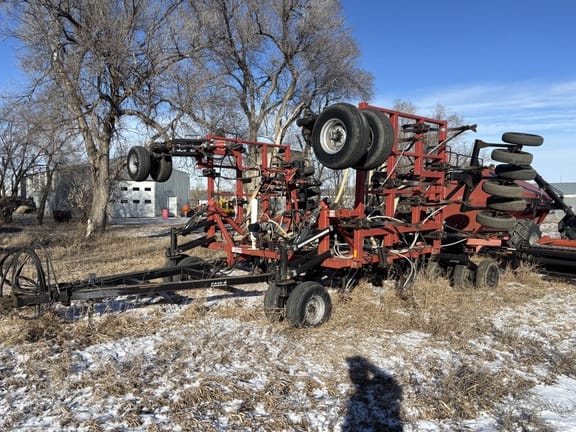 Case IH 2812 Equipment Image0