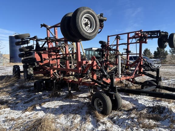 Image of Case IH 2812 equipment image 1