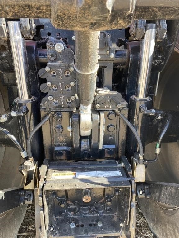 Image of Case IH Magnum 290 equipment image 4