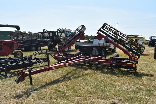 Image of Case IH Crumbler equipment image 2