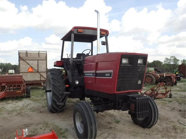 Image of International Harvester 3088 equipment image 3
