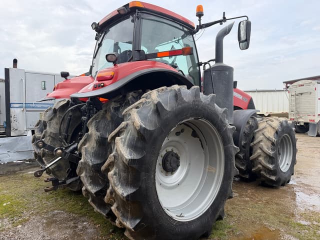 Image of Case IH Magnum 310 equipment image 2