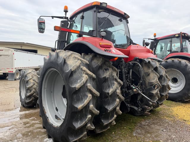Image of Case IH Magnum 310 equipment image 3