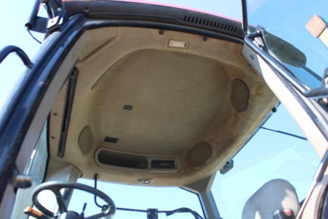 Image of Case IH Magnum 315 equipment image 4