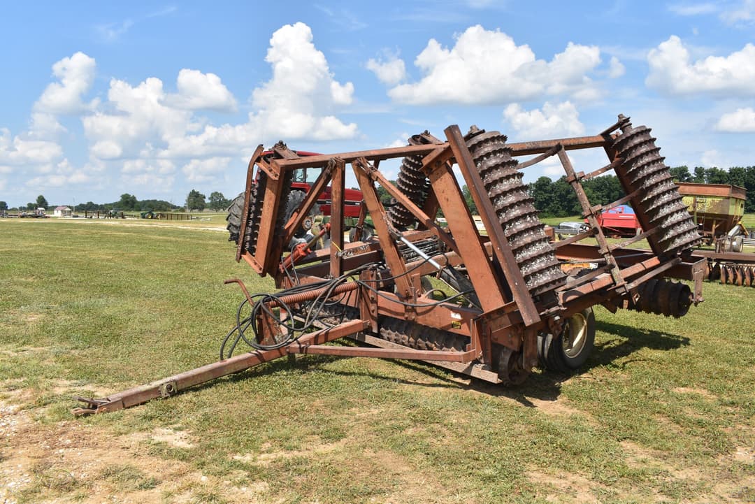 Image of Case IH 315 Primary image