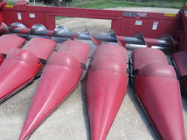 Image of Case IH 3206 equipment image 3