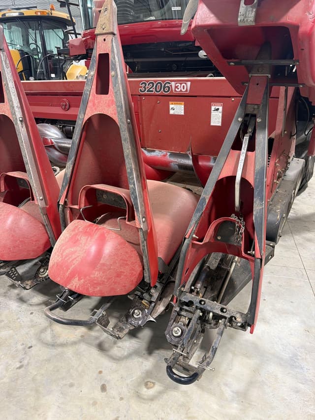 Image of Case IH 3206 equipment image 3