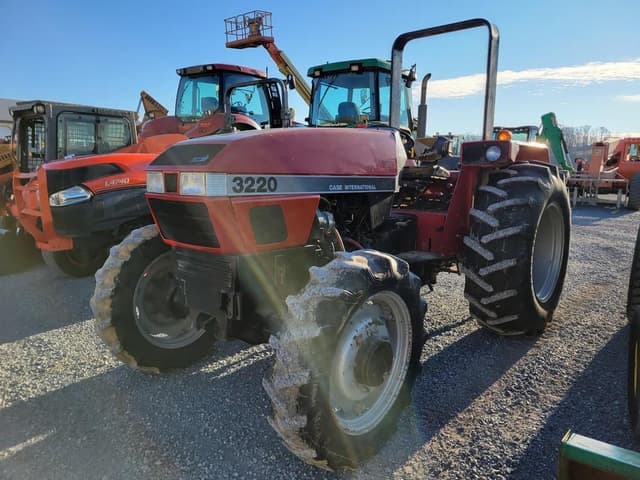 Image of Case IH 3220 equipment image 1