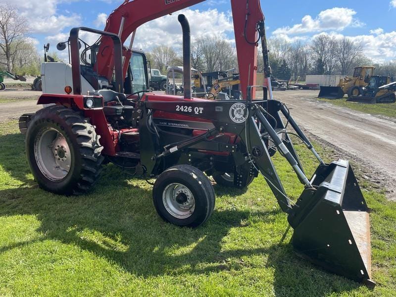 Case IH 3220 Equipment Image0