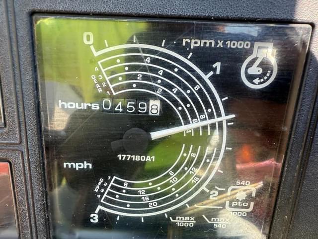 Image of Case IH 3220 equipment image 4