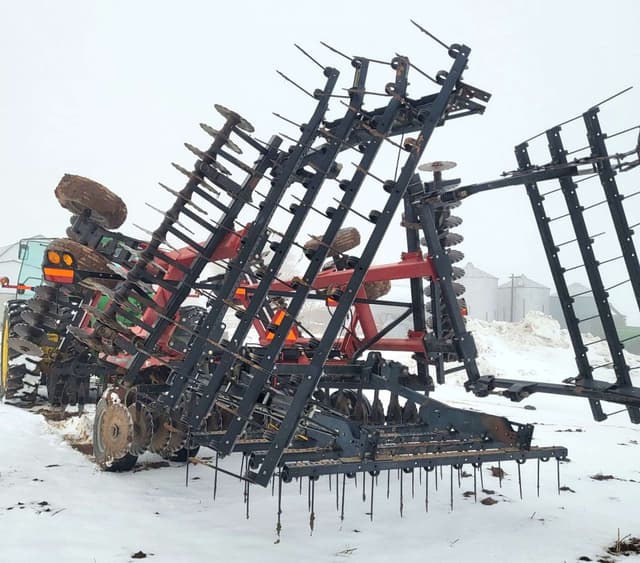 Image of Case IH 330 equipment image 3