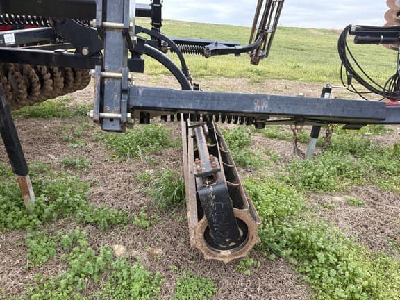 Image of Case IH 330 equipment image 4