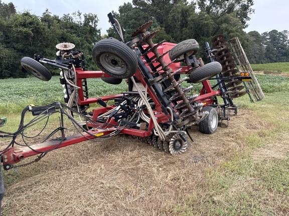 Image of Case IH 330 Primary image