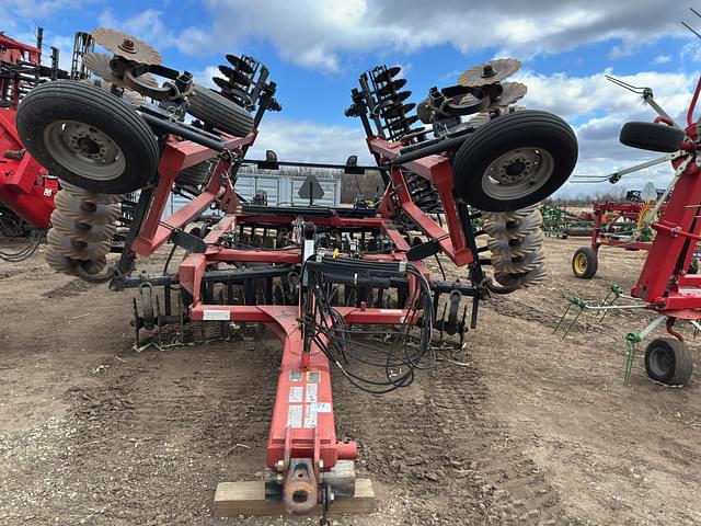 Image of Case IH 330 equipment image 1