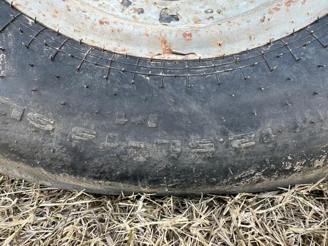 Image of Case IH 330 Turbo Till equipment image 4