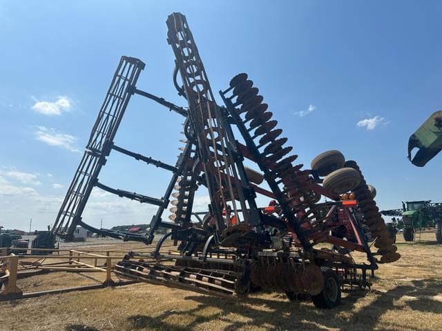 Image of Case IH 330 Turbo Till equipment image 2