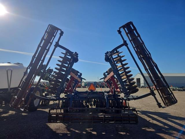 Image of Case IH 330 Turbo Till equipment image 1