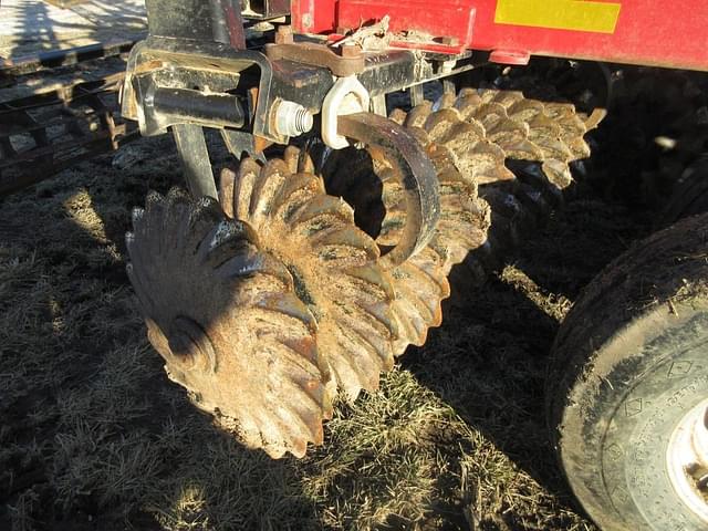 Image of Case IH 330 equipment image 4