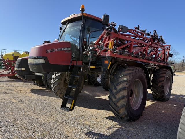 Image of Case IH 3330 Patriot equipment image 2