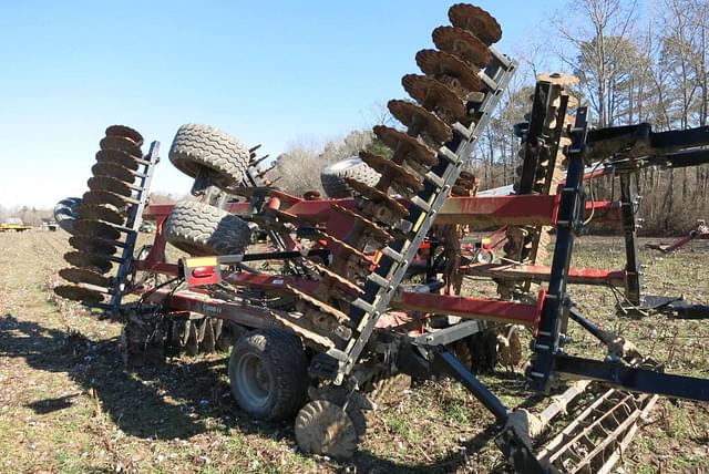 Image of Case IH 335VT equipment image 3