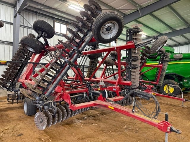 2015 Case IH 335VT Equipment Image0