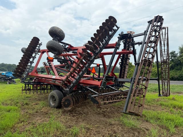 Image of Case IH 335VT equipment image 3