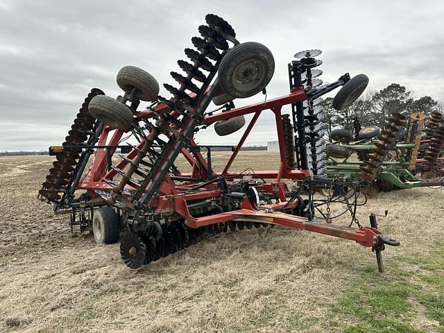 Image of Case IH 335VT equipment image 1