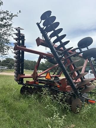 Image of Case IH 340 equipment image 2