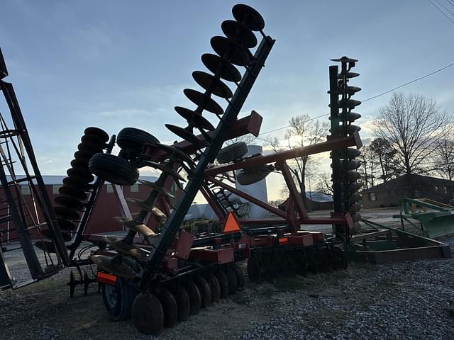 Image of Case IH 340 equipment image 3