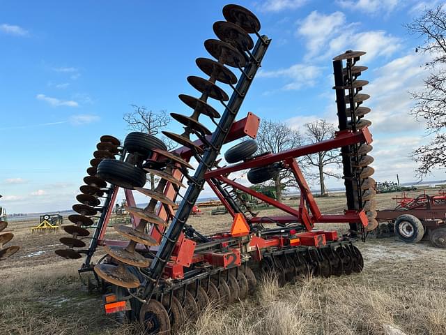 Image of Case IH 340 equipment image 3