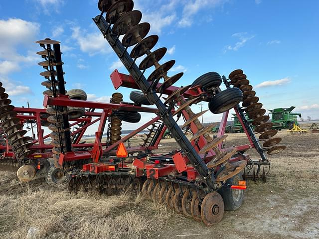 Image of Case IH 340 equipment image 2