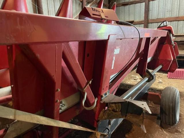 Image of Case IH 3412 equipment image 4